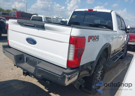 2018 Ford F-250 Lariat из США, поврежденный, VIN 1FT7W2BT3JEB56778